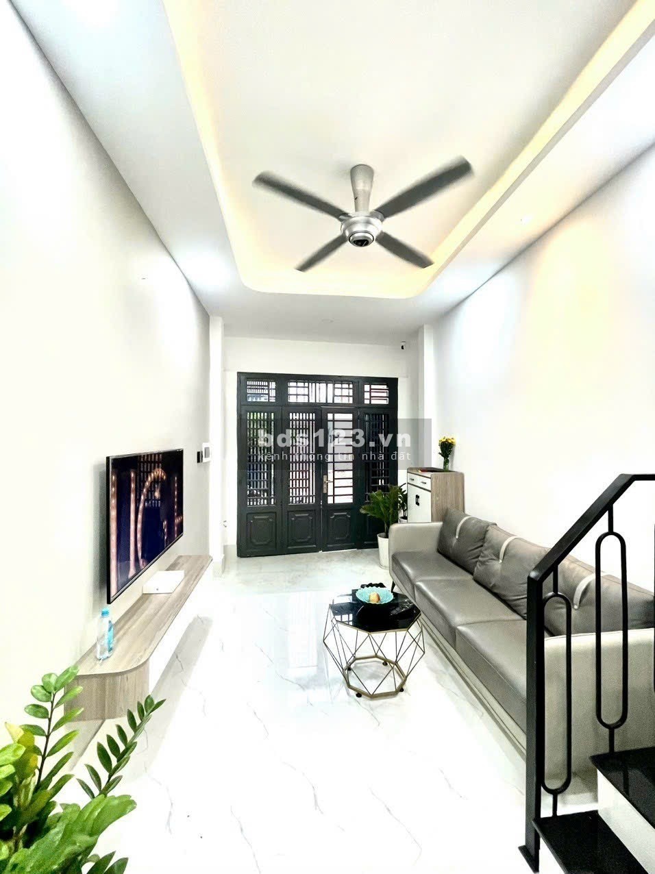 Nhà mới, hẻm ô tô tránh, gần Trường Đại Học CNTP, 3.55 tỷ