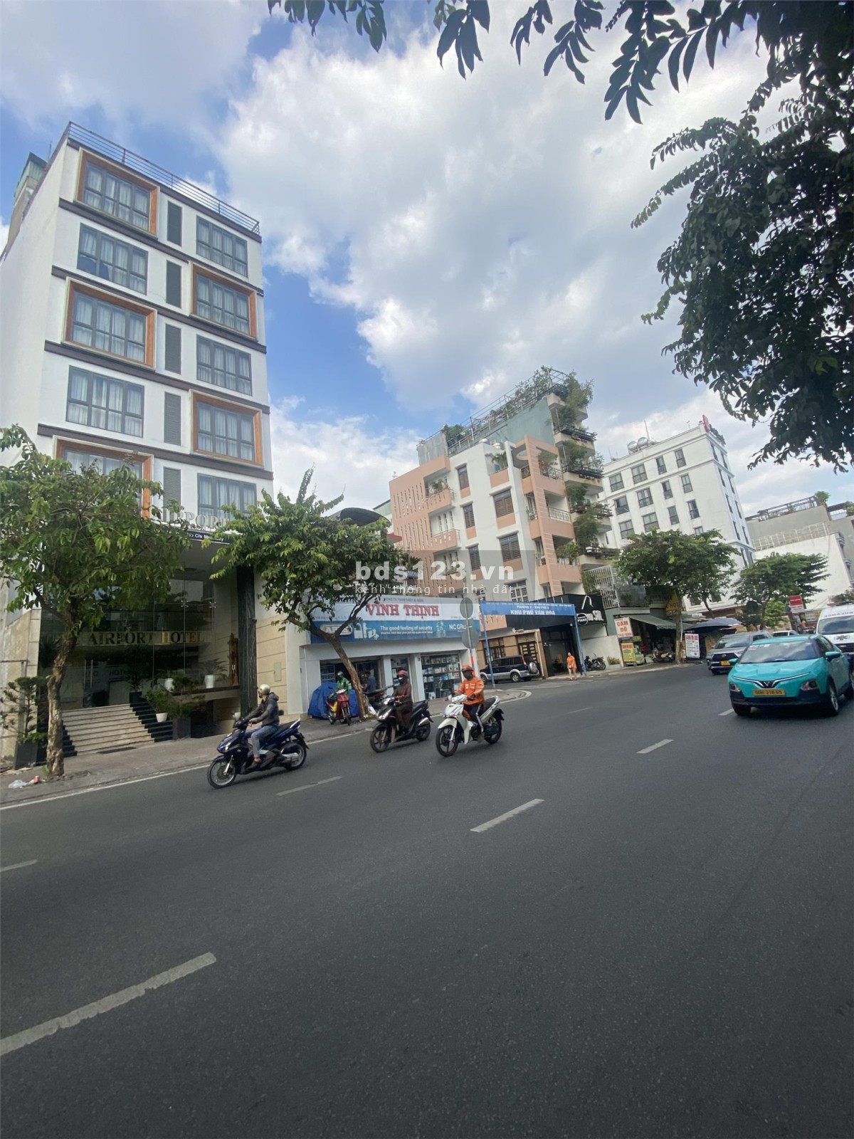 Bán mặt tiền 155 Bạch Đằng 2, phường 2 Tân Bình (8*21) gần sân bay Tân Sơn Nhất