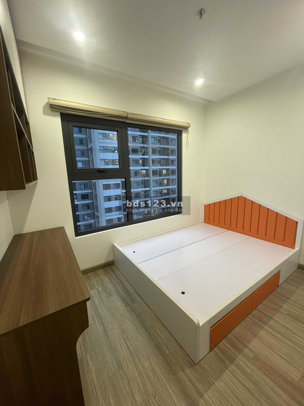 Chính chủ cần bán căn hộ 2N2WC góc giá hợp lý