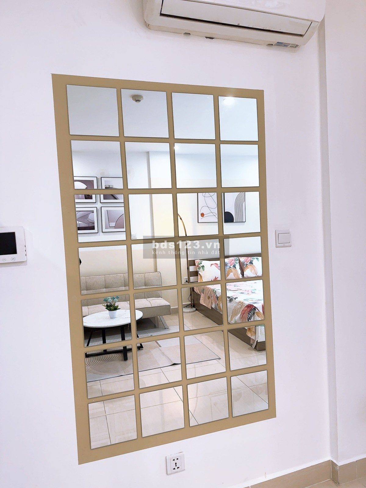 Chính chủ cần bán căn hộ Studio 28m2 đầy đủ nội thất, đã có sổ, giá 1tỷ200tr bao toàn bộ phí