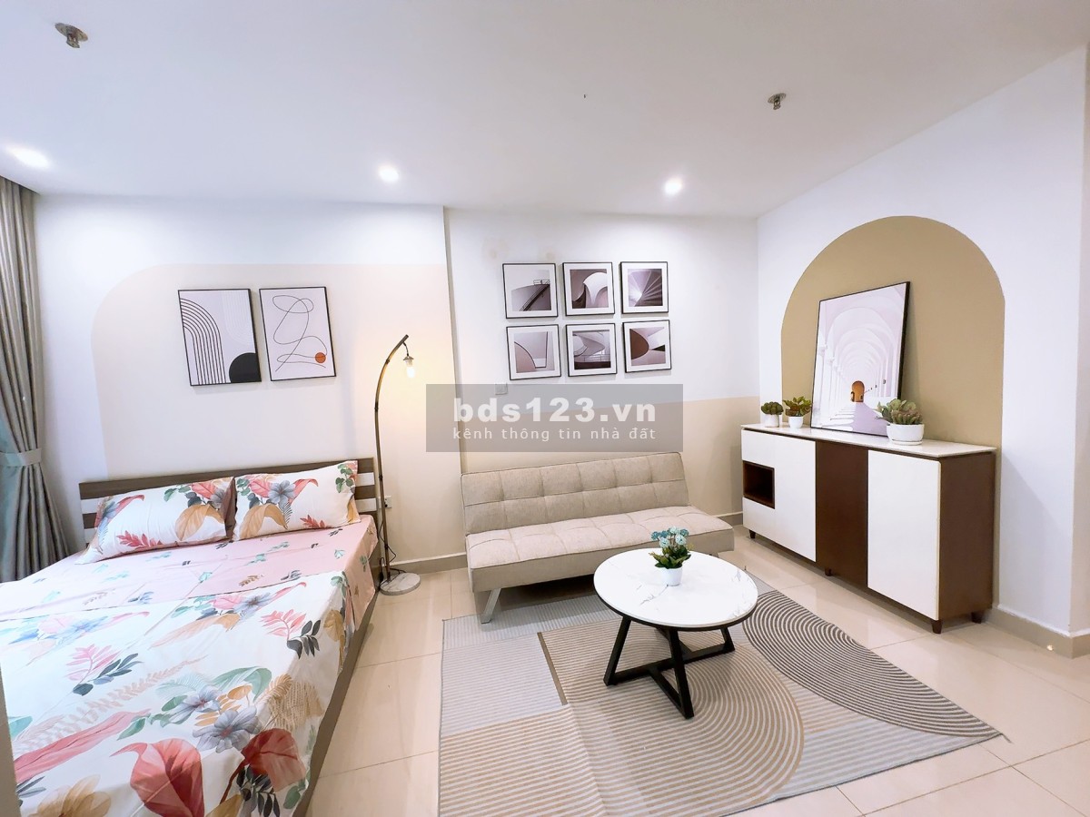 Chính chủ cần bán căn hộ Studio 28m2 đầy đủ nội thất, đã có sổ, giá 1tỷ200tr bao toàn bộ phí