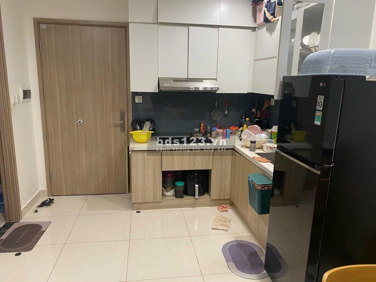 Bán gấp trước Tết !!! Rẻ nhất căn hộ 1N+1 Vinhomes Smart City view bể bơi, 2.1 tỷ bao phí