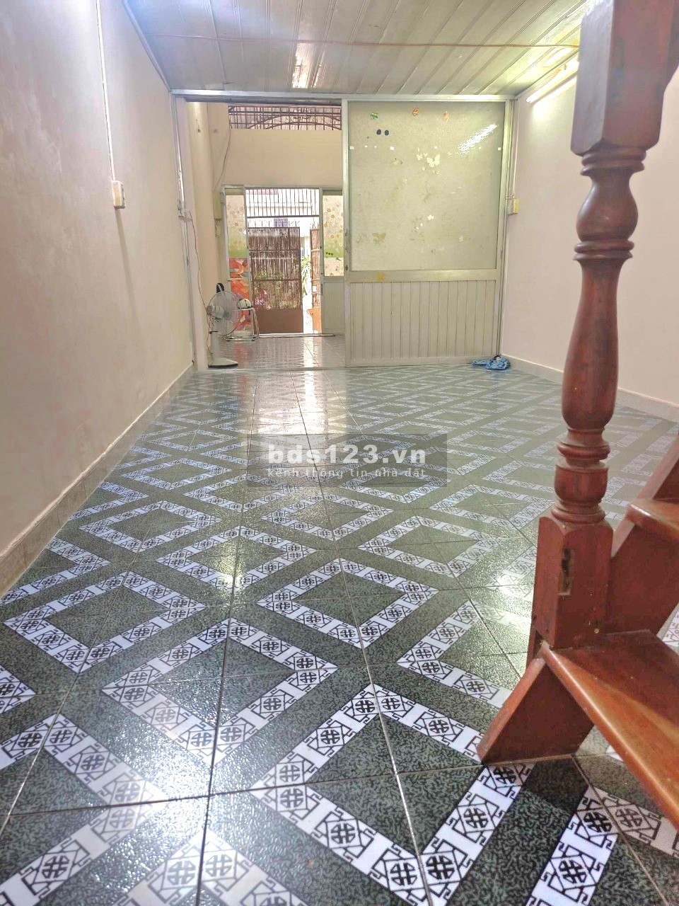 Nhà nguyên căn cho thuê B122/ Bạch Đằng, Tân Bình Đường 10m Khu Sân bay, 9 triệu, có 3PN