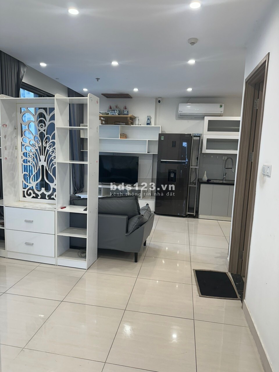 Bán gấp căn góc diện tích 64M2, 2PN 2VS view trực diện bể bơi, full đồ, phân khu S1 Sẵn sổ giao dịch