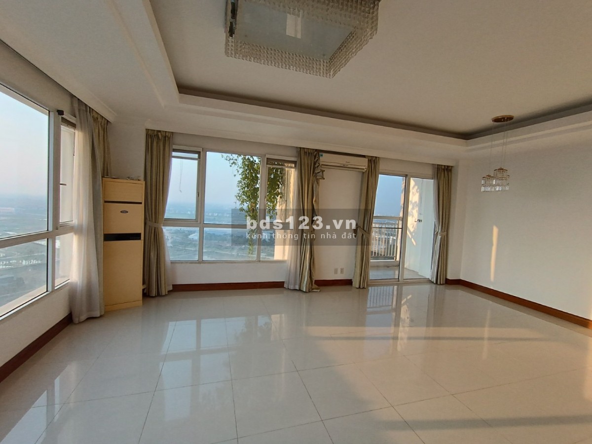 Bán căn hộ 3 phòng ngủ tại Essensia Splendora view cực đẹp, 150m2