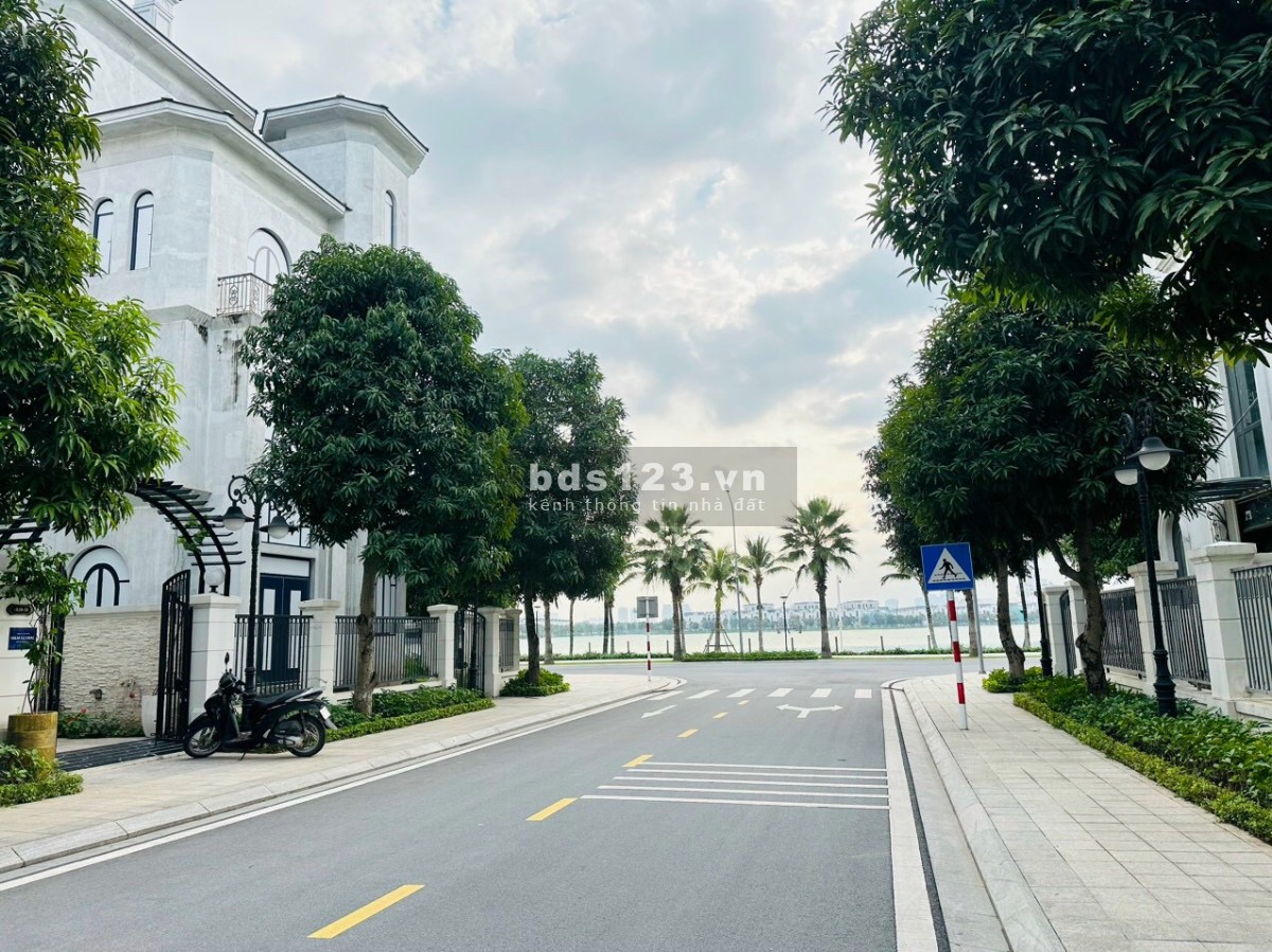 Bán nhanh căn biệt thự song lập trục sao biển 08, Vinhomes Ocean Park, gần hồ Ngọc Trai-28,x tỷ bp
