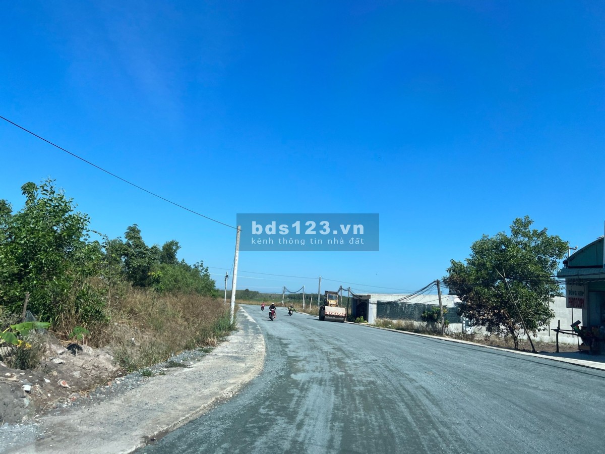 Cắt lỗ bán lô góc đất 200m2, 490 triệu khu công nghiệp Becamex