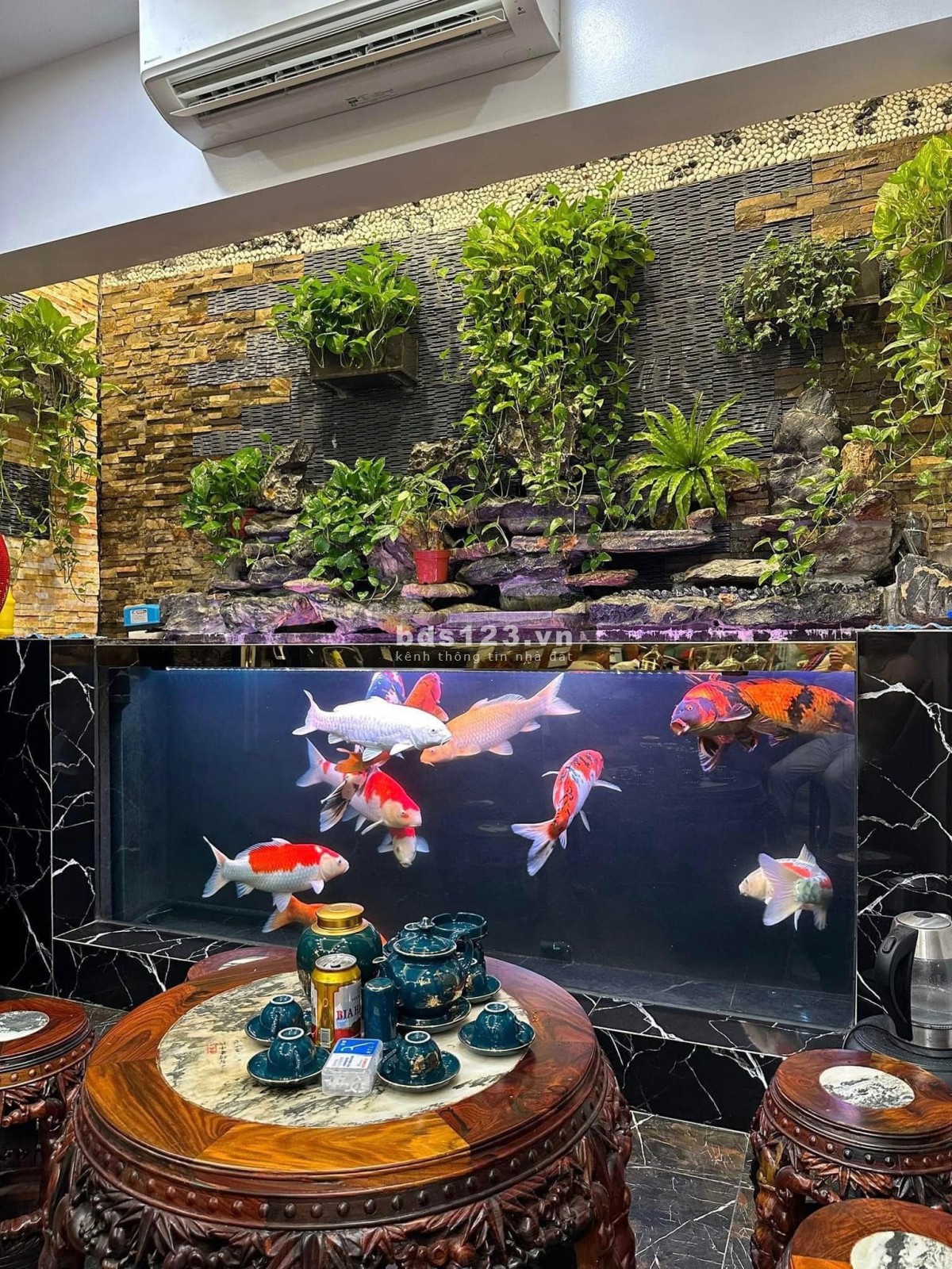 17.2 tỷ, mặt phố Giáp Bát – 72M2 – Nội thất xịn xò - Ngõ thông tứ phía - Gara Oto
