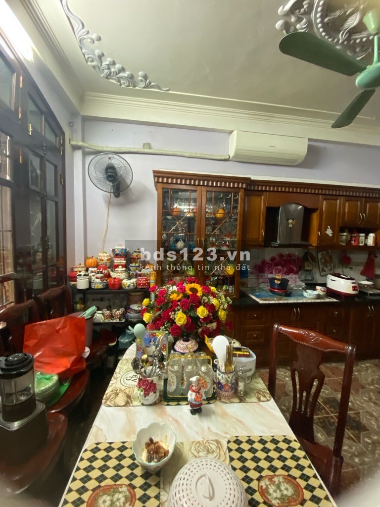 Nhà đẹp lung linh, mặt tiền quyền lực - Vị trí đắc địa đường Giải Phòng