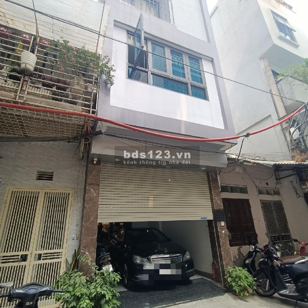 Nhà đẹp hiếm - Phân lô ô tô vào nhà - Ngõ rộng phố Hoàng Văn Thái