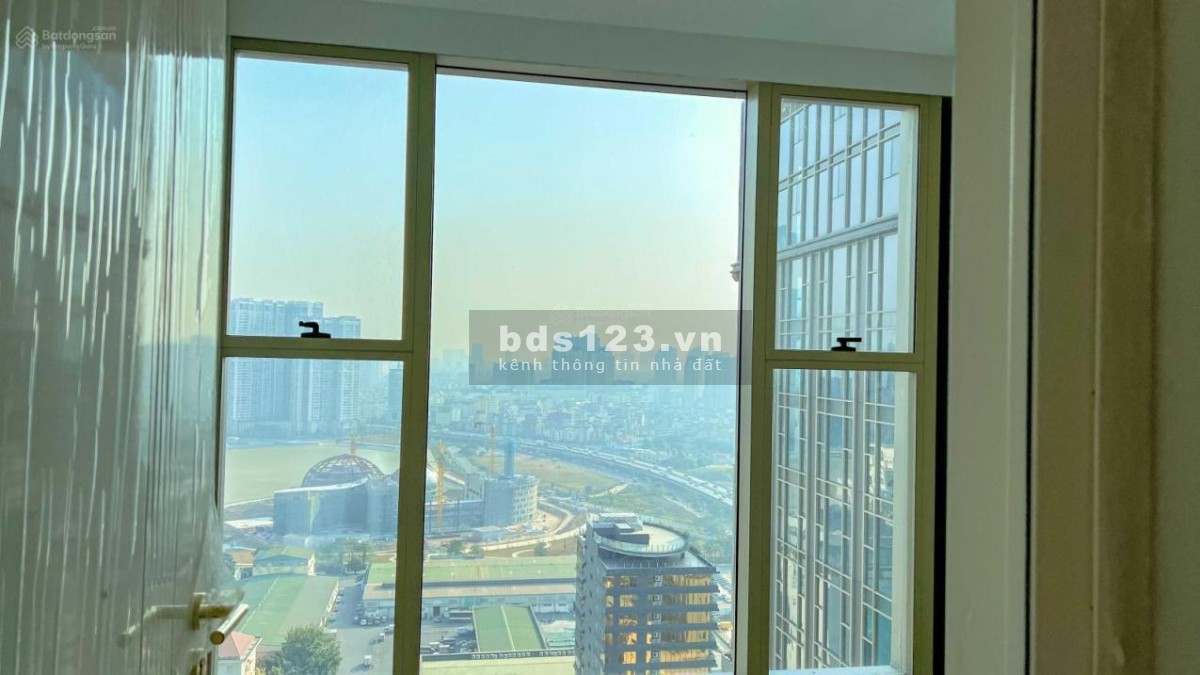 Bán căn hộ Epic Tower 3 PN diện tích 100m2 giá 10 tỷ đồng, sổ hồng đầy đủ