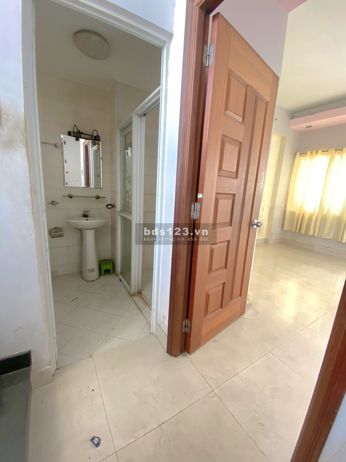 223/ Khuông Việt, Phường Phú Trung, Q.Tân Phú - cho thuê nhà nguyên căn 12tr, 4PN, hẻm xe hơi