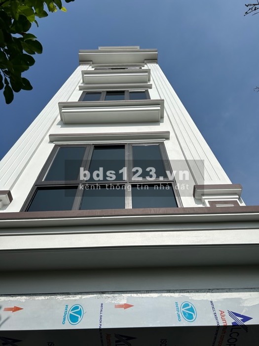 Giảm, bán nhà riêng 3.2 tỷ, 38m, 4 tầng Đ.Dương Văn Minh, Di Trạch, Hoài Đức - cách đường ô tô 10m
