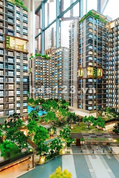 Bán căn hộ 1PN Elysian view hồ bơi vị trí tầng trung giá ưu đãi LH 0906633727