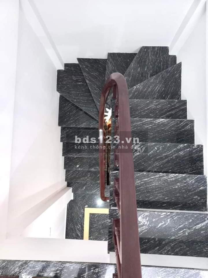 Bán nhà mặt phố Kinh Doanh, Đ.Chùa Quỳnh, Q.Hai Bà Trưng 50m, 7 tầng, mt 3.7m, giá 16.8 tỷ