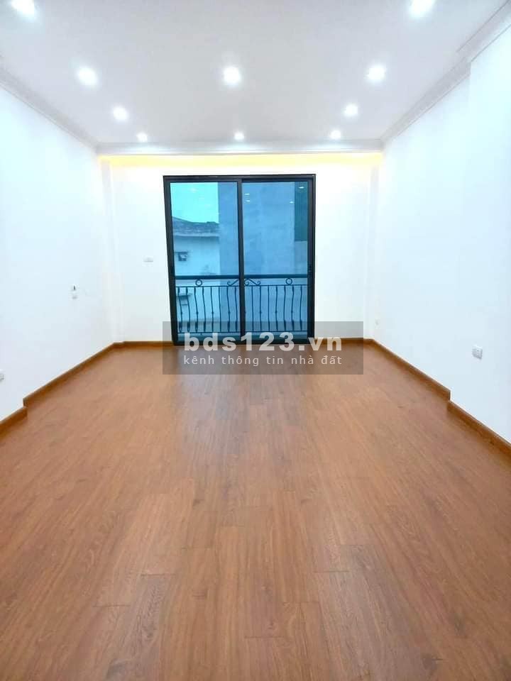 Bán nhà mặt phố Kinh Doanh, Đ.Chùa Quỳnh, Q.Hai Bà Trưng 50m, 7 tầng, mt 3.7m, giá 16.8 tỷ
