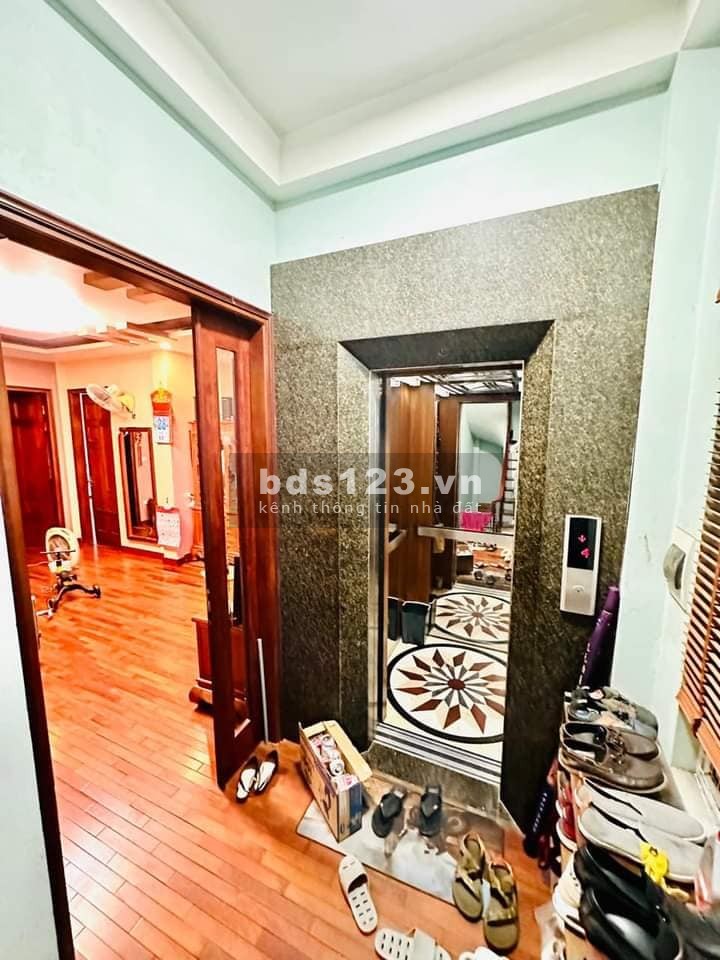 Bán nhà 90m2, 5 tầng, giá 17.6 tỷ - 5 tầng, mặt phố Chùa Quỳnh, Hai Bà Trưng, thuận lợi kinh doanh