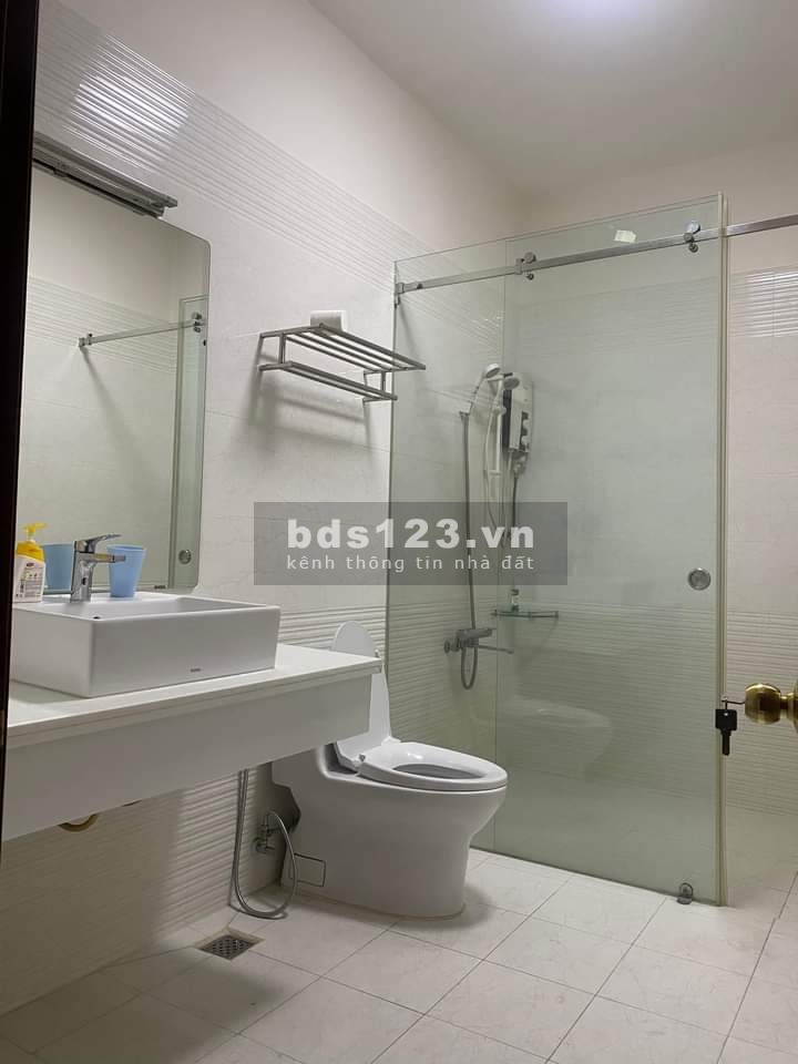 + Mặt Tiền kinh doanh 90m2-Ngô Quyền p6q5-5 tầng-28.5 tỷ