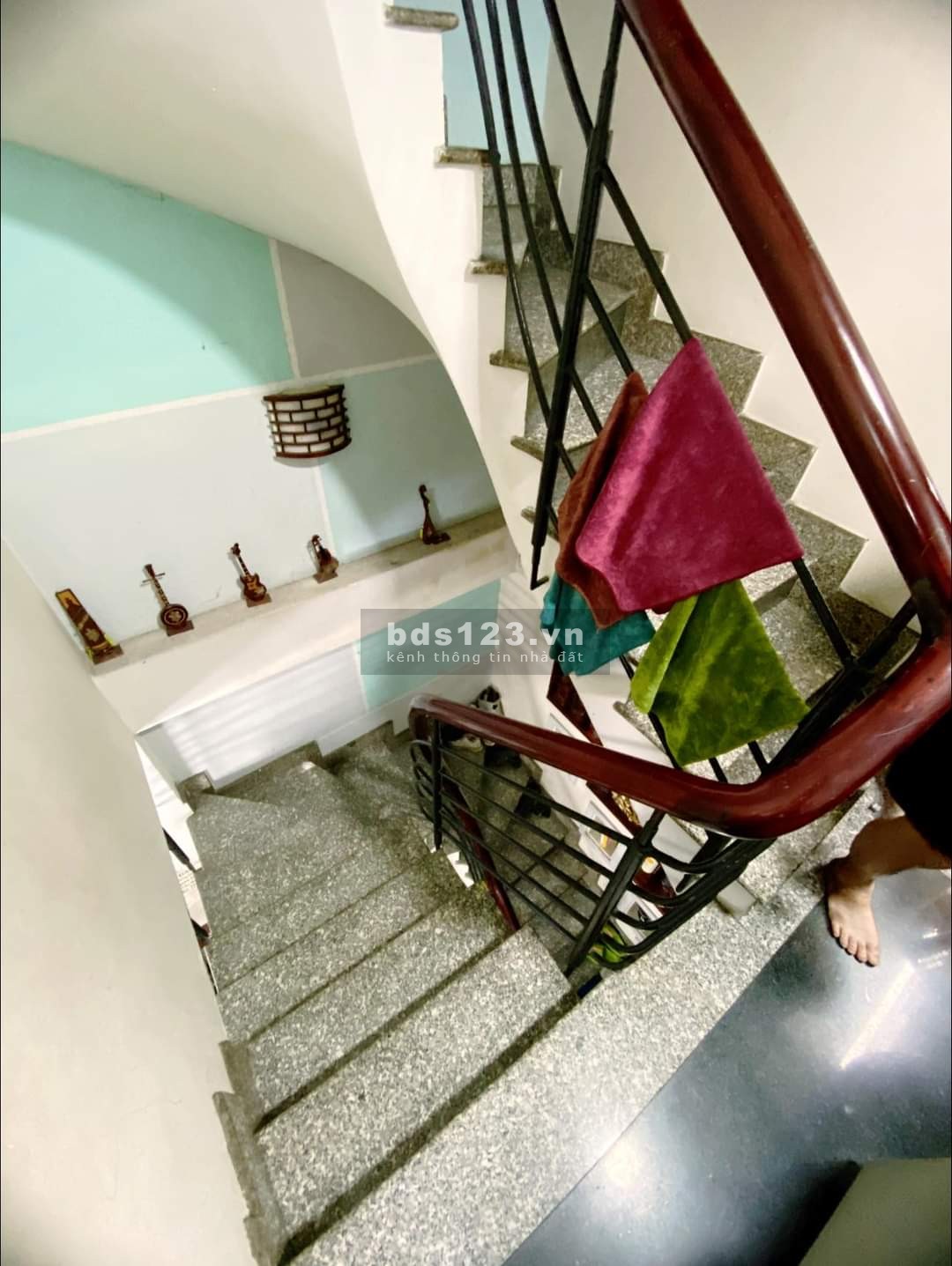 Cần bán nhà 5.9 tỷ, 5 tầng, 30m2 tại Võ Văn Kiệt, P1,Q5