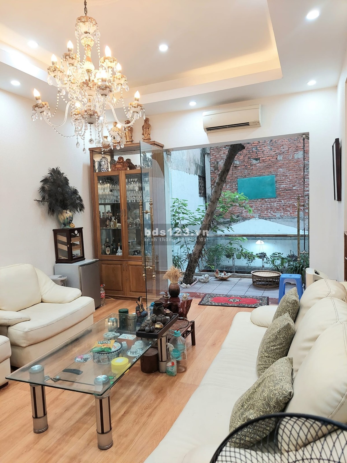 Nhà ngay tiền ngõ Giải Phòng, đường ô tô ra vào thuận tiện, kinh doanh văn phòng, giá chỉ 19.8T