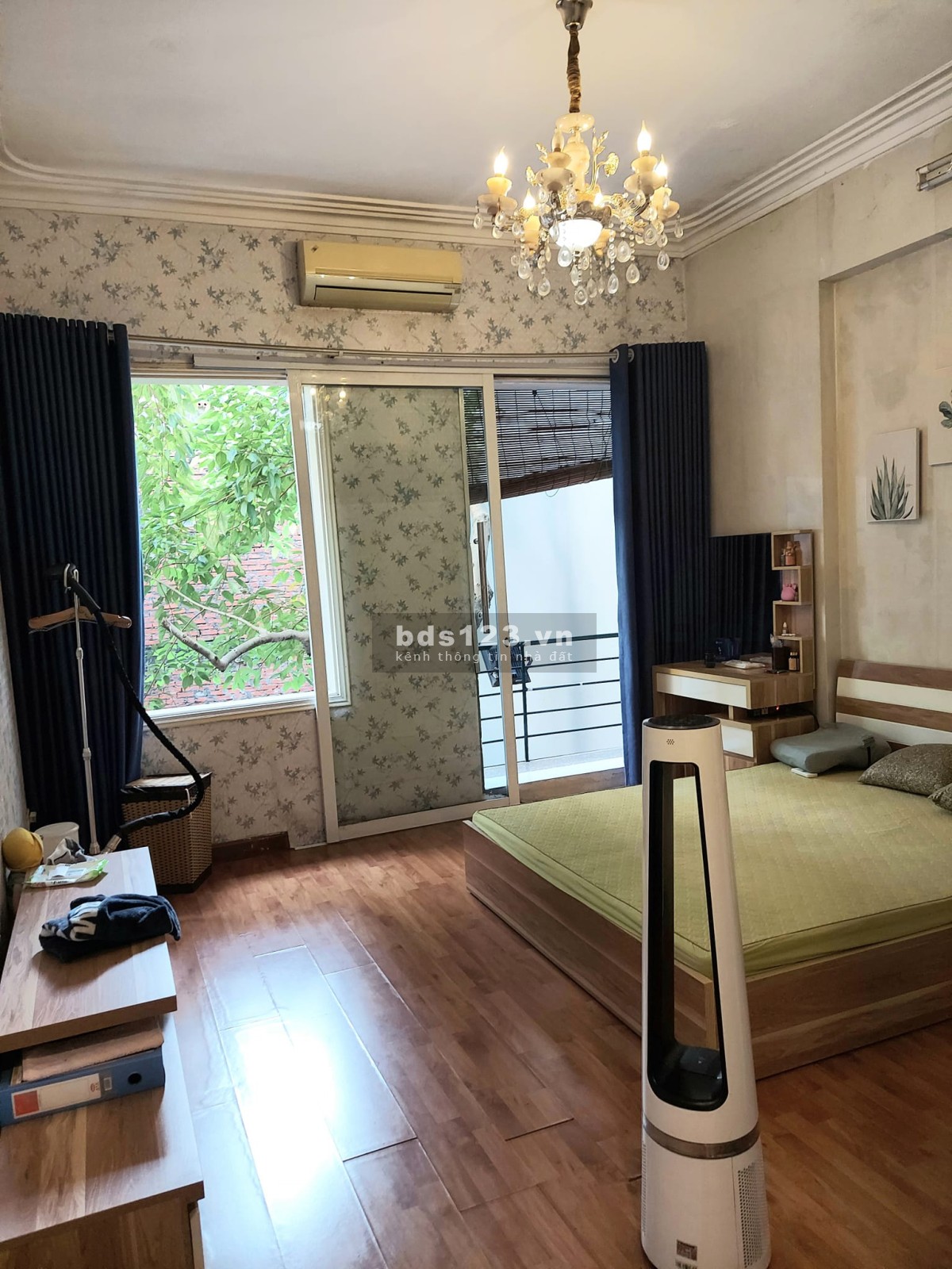 Nhà ngay tiền ngõ Giải Phòng, đường ô tô ra vào thuận tiện, kinh doanh văn phòng, giá chỉ 19.8T