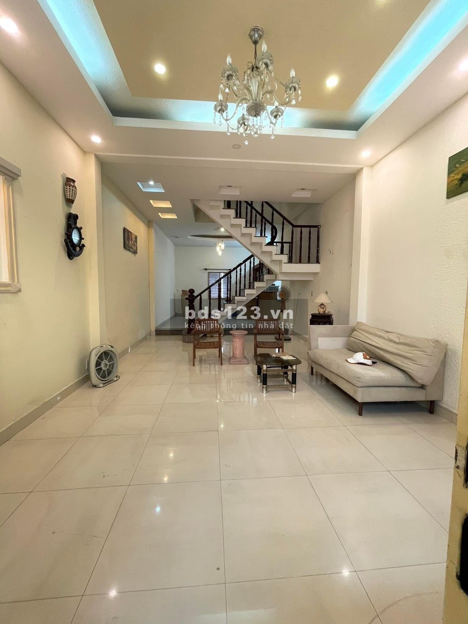 Bán nhà nở hậu DT 94m2, gồm 3 tầng, đường XVNT, kinh doanh có lộc, giá nhỉnh 12 tỷ