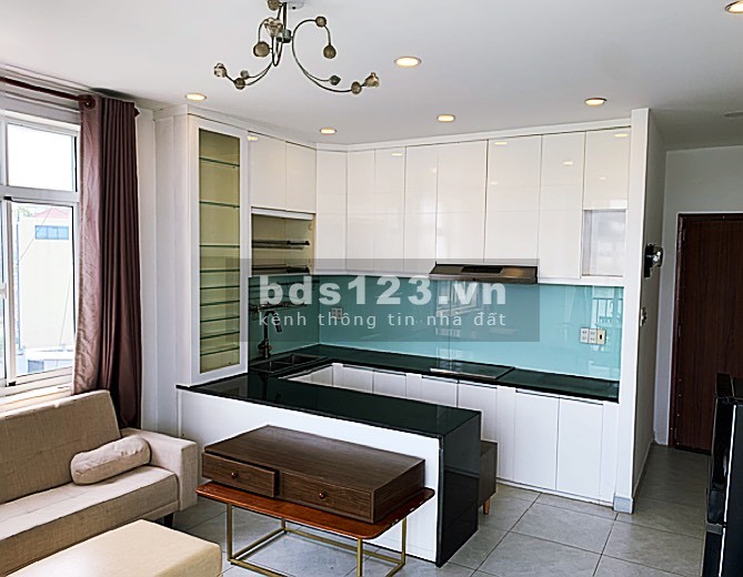Cho thuê căn hộ cao cấp 1PN Tách bếp, mặt tiền Ung Văn Khiêm, view sông