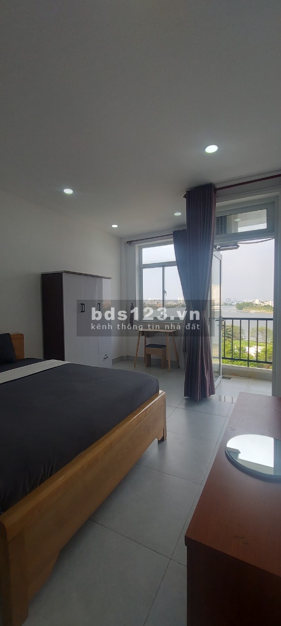 Cho thuê căn hộ cao cấp 1PN Tách bếp, mặt tiền Ung Văn Khiêm, view sông