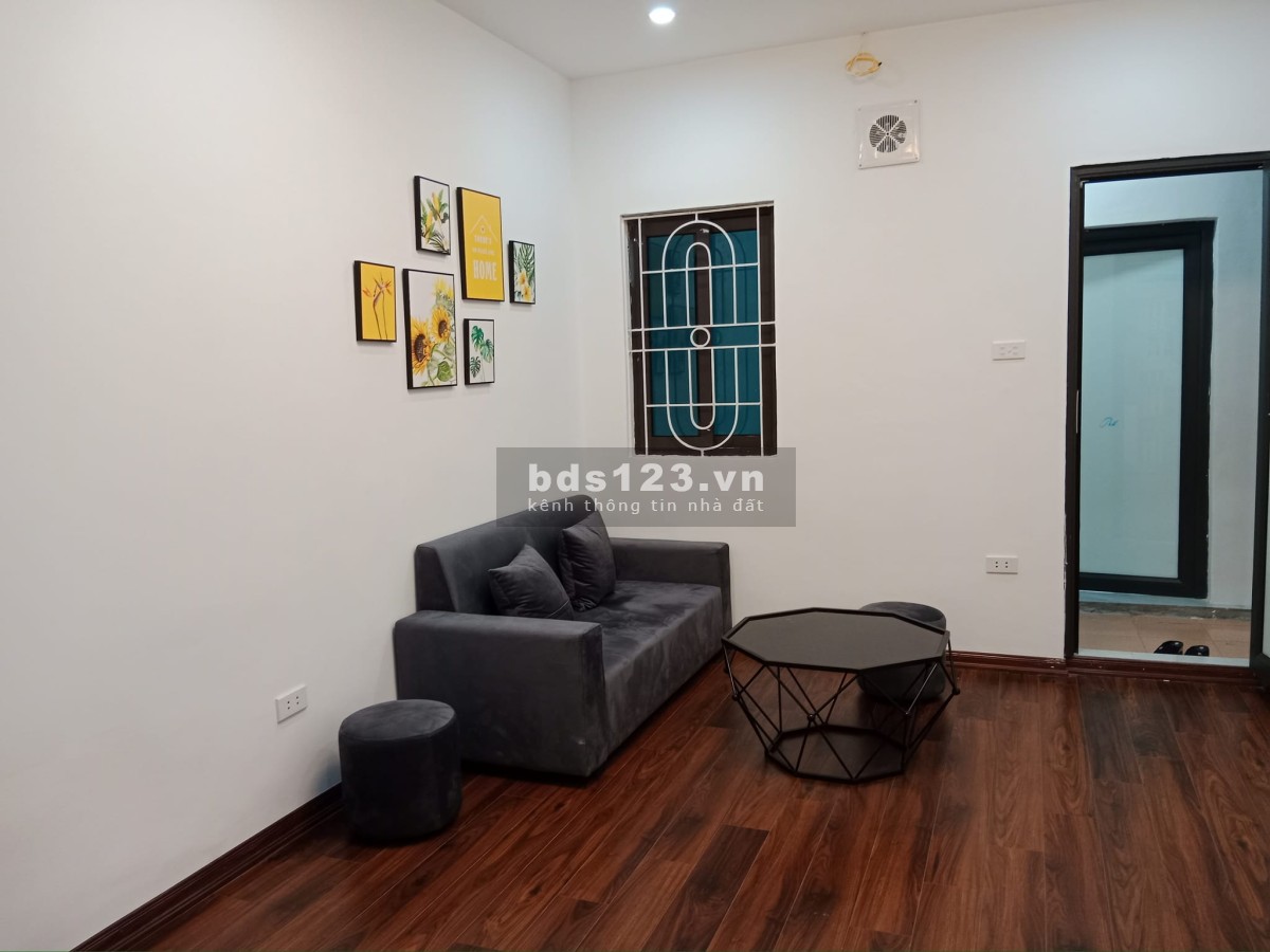 Bán Căn Hộ Mới Đẹp, Ở Ngay Phố 8/3, Hai Bà Trưng 60m, giá 1.55 tỷ.