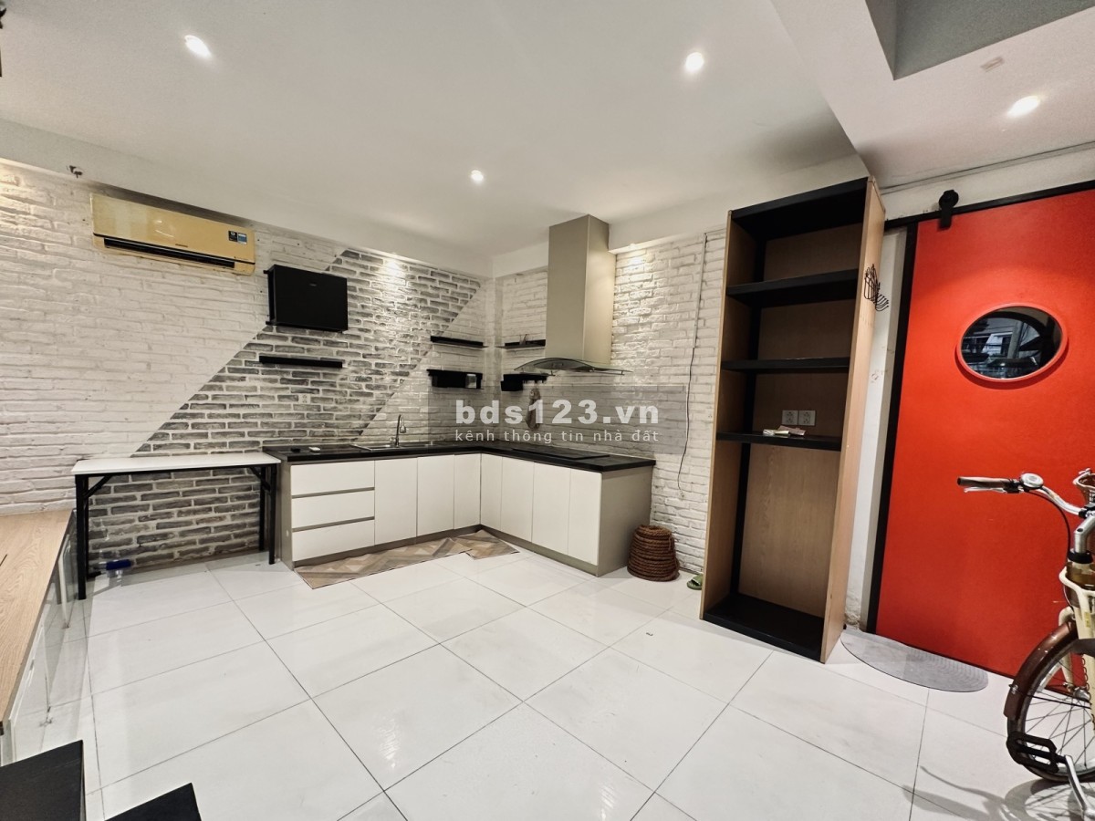 Nhà Đẹp, Giá Rẻ Trần Khánh Dư, P. Tân Định , Quận 1. Nhà 2 tầng - 42m2 sàn = 3.6 Tỷ - MS 057