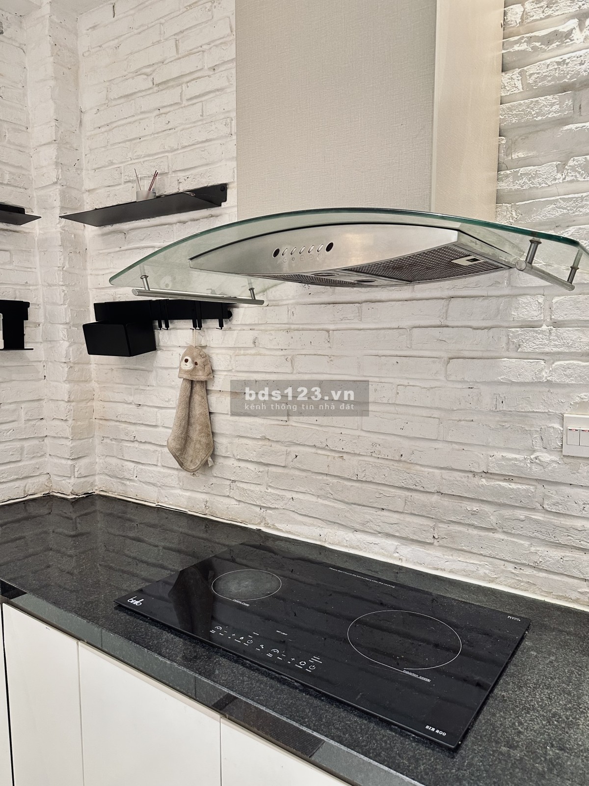 Nhà Đẹp, Giá Rẻ Trần Khánh Dư, P. Tân Định , Quận 1. Nhà 2 tầng - 42m2 sàn = 3.6 Tỷ - MS 057