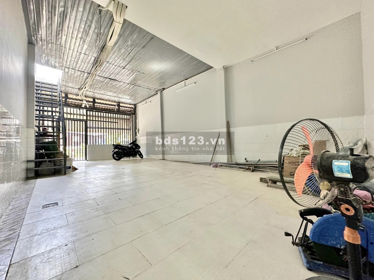 Cho thuê phòng mới xây có gác 566/41A Nguyễn Thái Sơn p5 Gò Vấp sát Đại Học Văn Lang