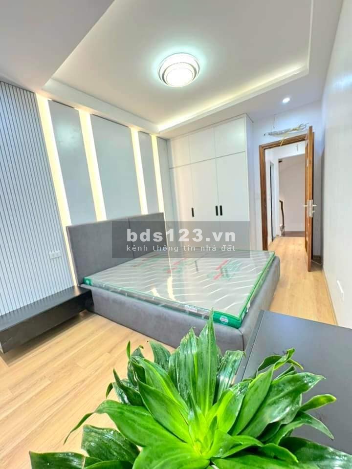 Nhà Đẹp Gần Đường Minh Khai, Hai Bà Trưng 30m, 5 tầng, mt 3m, giá 5.350 tỷ.