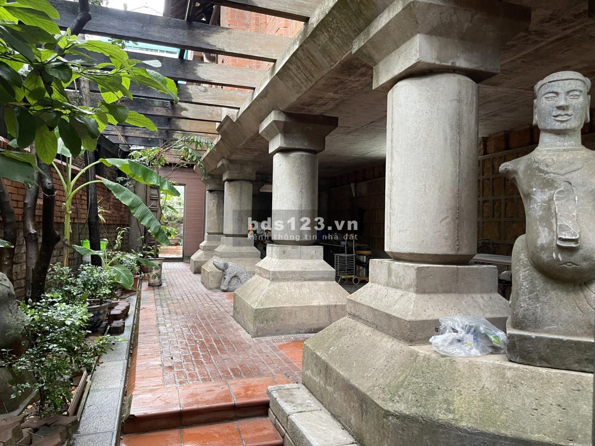 Cho thuê nhà chính chủ ở Quảng An, Tây Hồ, Hà Nội