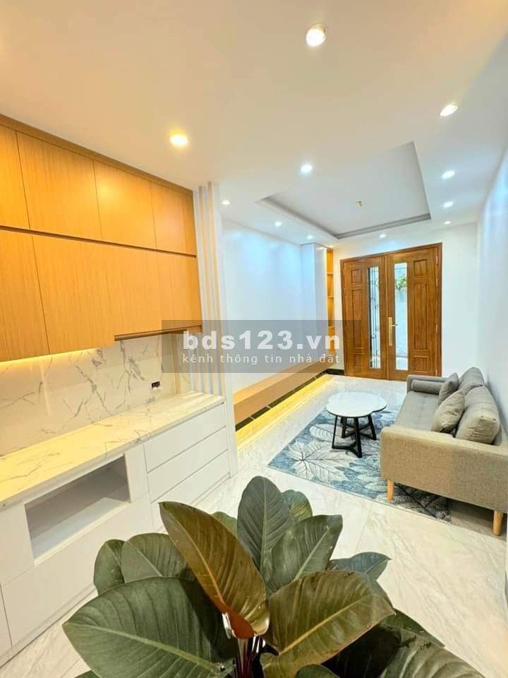 Nhà Đẹp Gần Đường Minh Khai, Hai Bà Trưng 30m, 5 tầng, mt 3m, giá 5.350 tỷ.