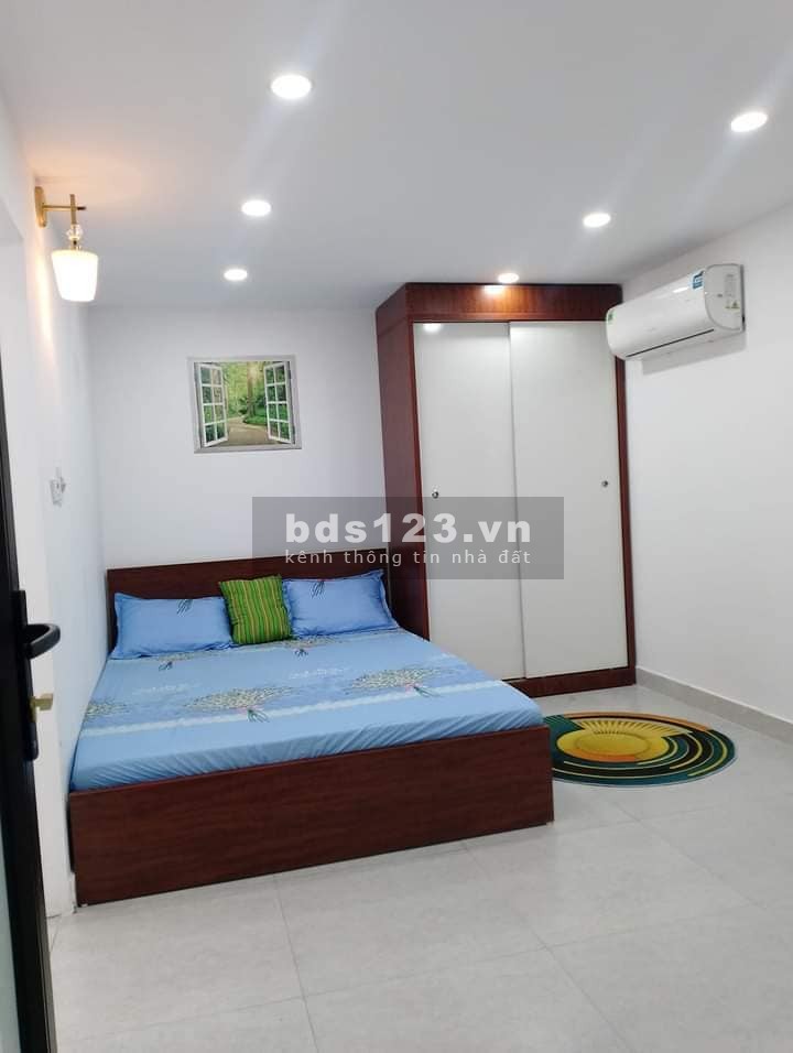 Bán căn hộ Khương Thượng, Đống Đa 35m, tầng 1, giá 1.86 tỷ.