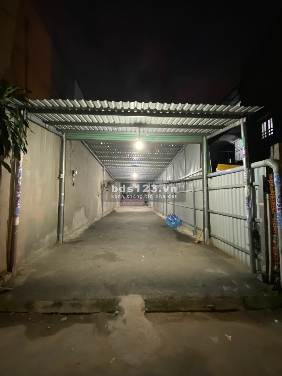 Cho thuê kho tại Nguyễn Phúc Chu - Rộng rãi - An toàn - Rẻ - Ngay cổng khu công nghệ Tân Bình