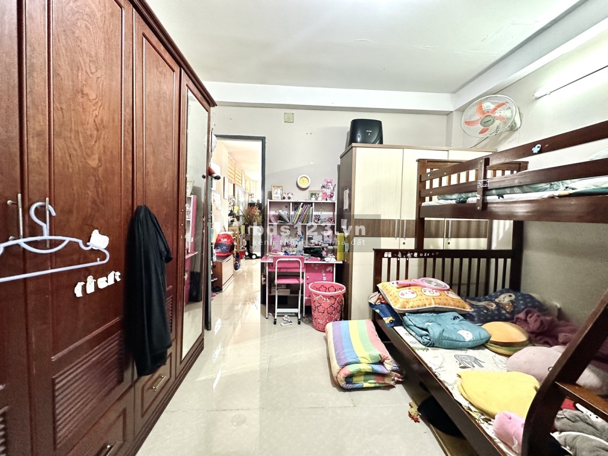 Siêu phẩm Tô Hiến Thành, phường 15, quận 10 - 65M2 = Gần 8 tỷ - MS 058