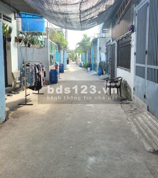 Bán dãy trọ giá hấp dẫn chỉ 2.7 tỷ đồng, cách đường Bà Giang chỉ 100m, An Bình, Dĩ An, Bình Dương