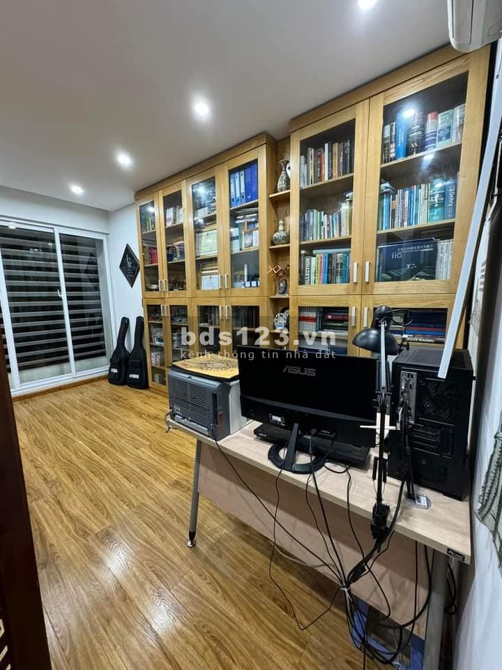 Nhà Đẹp Ô Tô Vào Nhà Trương Định 41m, 5 tầng, mt 3.4m, giá 8.4 tỷ.