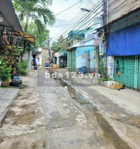 Bán nhà cấp 4 kèm 4 phòng trọ phía sau tại Thành phố Dĩ An, giá 3 tỷ 50 triệu