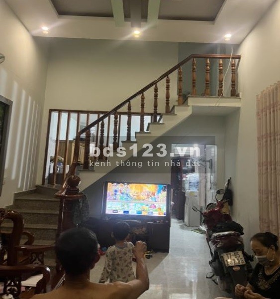 Bán nhà cấp 4 kèm 6 phòng trọ khu VietSing Thuận An, 150m2 giá 3,9 tỷ TL