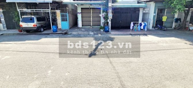 Bán dãy trọ 3.2 tỷ đồng ngay khu công nghiệp Bình Đáng diện tích 108m2