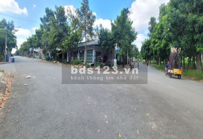 Bán dãy trọ góc 2 mặt tiền 5.2x29m nằm trong KDC Biconsi, Dĩ An giá 5,5 tỷ