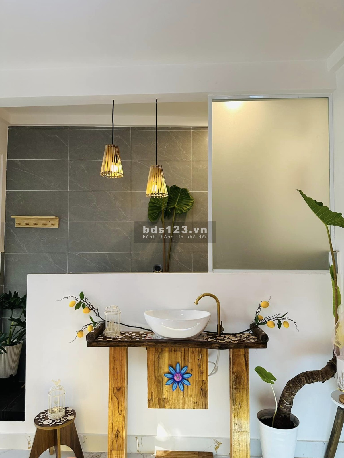 Siêu phẩm Gò Vấp đẹp như tranh vẽ, 30m2, 3 tầng, tặng nội thất, chỉ 3.1 tỷ thương lượng.