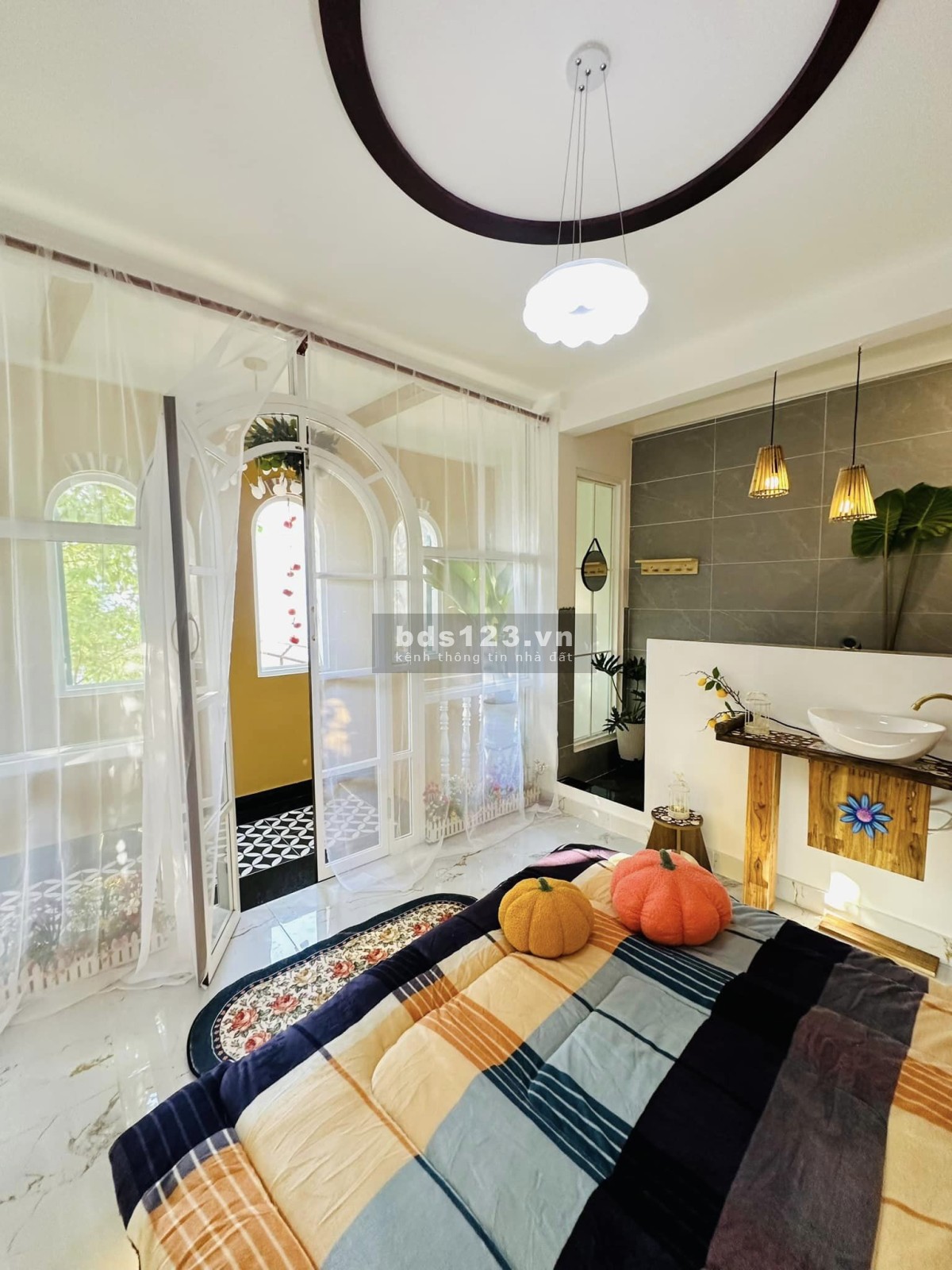 Siêu phẩm Gò Vấp đẹp như tranh vẽ, 30m2, 3 tầng, tặng nội thất, chỉ 3.1 tỷ thương lượng.