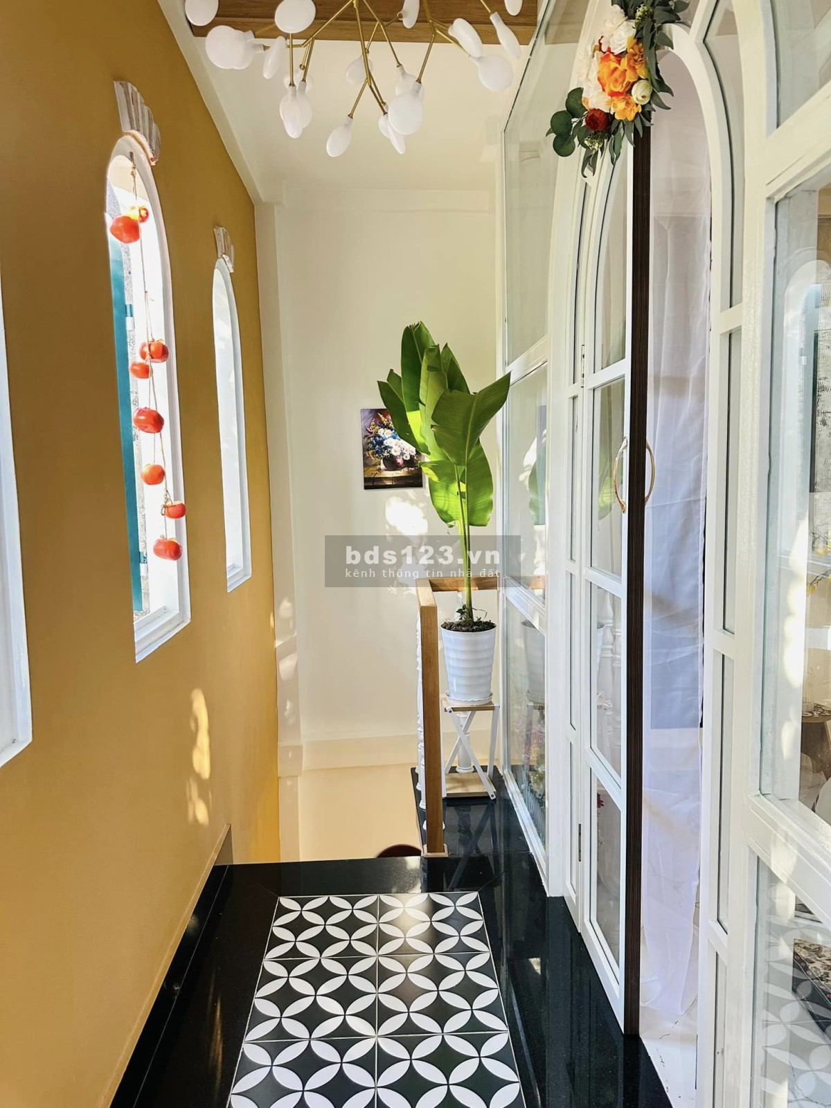 Siêu phẩm Gò Vấp đẹp như tranh vẽ, 30m2, 3 tầng, tặng nội thất, chỉ 3.1 tỷ thương lượng.