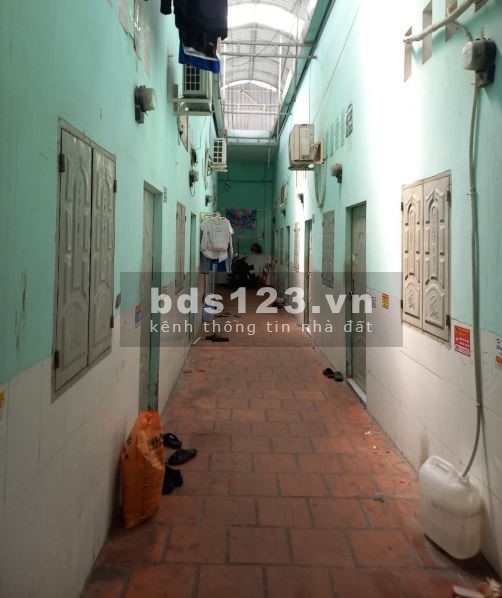 Bán dãy trọ 7.6 tỷ đồng cực rẻ nằm ngay mặt tiền Việt Sing, Thuận An, diện tích 300m2