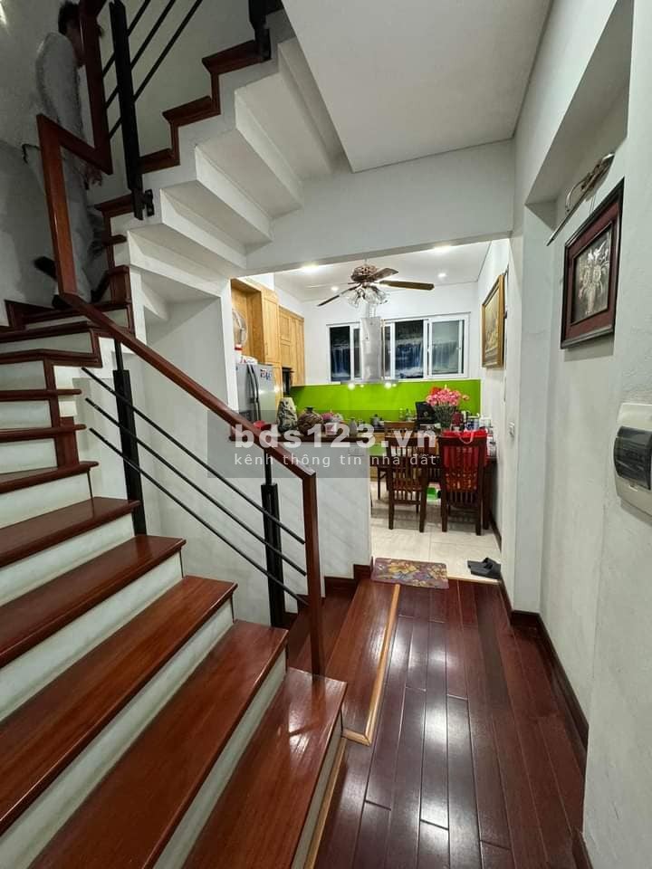 Nhà Đẹp Ô Tô Vào Nhà Trương Định 41m, 5 tầng, mt 3.4m, giá 8.4 tỷ.
