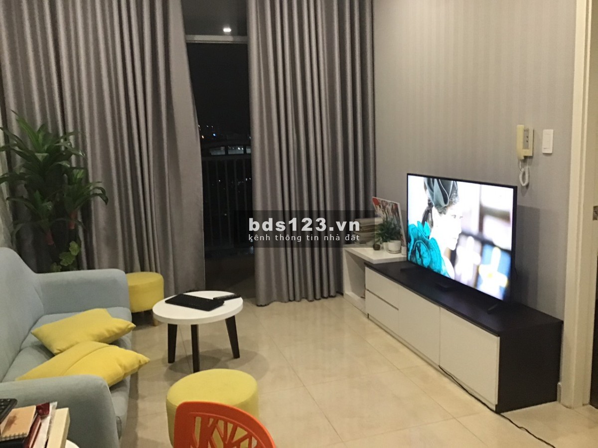 Share 1 phòng trong căn hộ 2 phòng Ngủ tại Luxcity, ra quận 1 chỉ 15 phút xe máy
